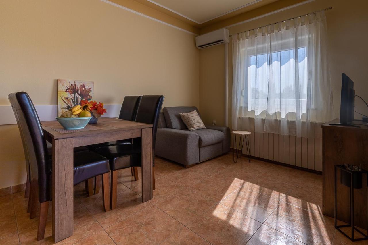 Apartments Bartol Rovinj Exterior foto